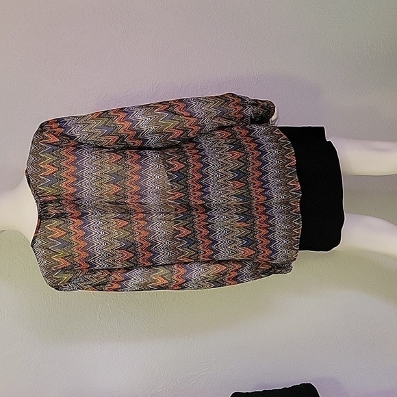 KUT FROM THE KLOTH Zigzag Rainbow Chiffon Button Down Tie Waist Festival Shirt - Picture 7 of 10